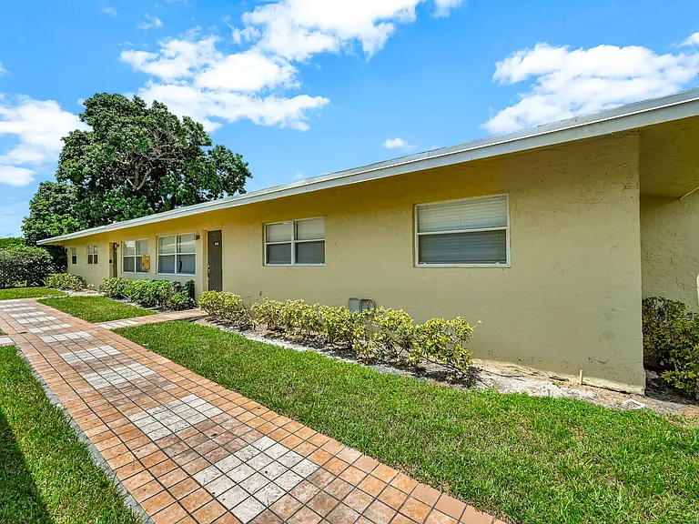 Waterford Villas - 551 Kathy Ct Margate, FL 33068 — Photo 56