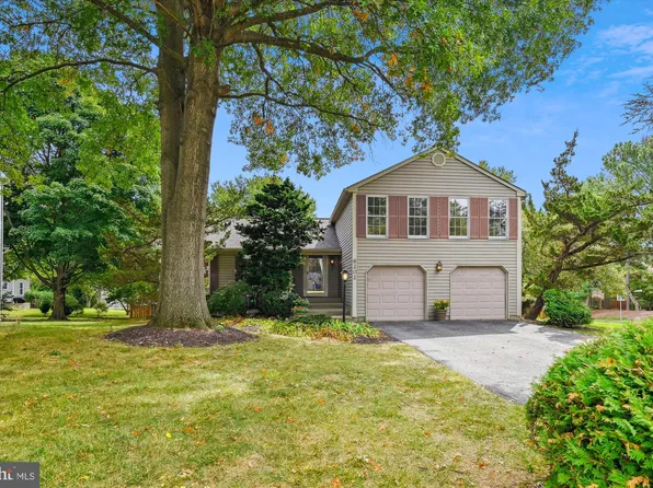 6202 Black Cherry Cir, Columbia, MD 21045