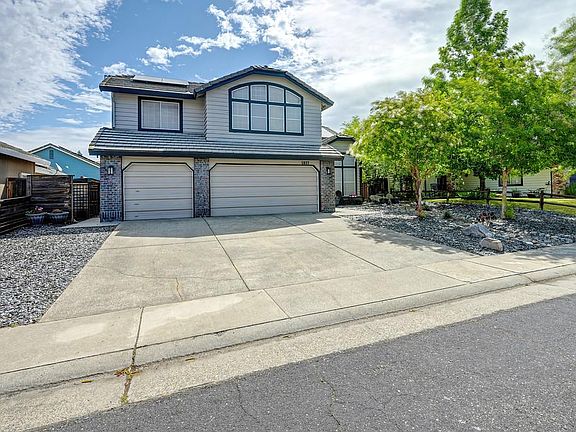3rd image of 5937 Blackstone Dr