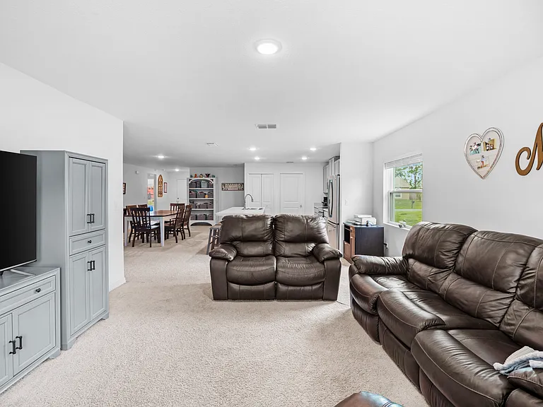 1011 Starfire St SE — Photo 20