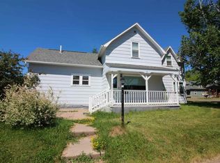 802 W Pine St, Washburn, WI 54891
