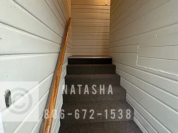 3rd image of 2105 S Polk St #4