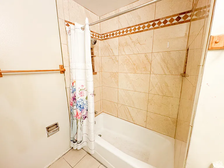 1807 El Parque Ct #B — Photo 16