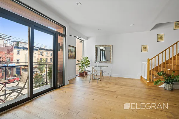 Sold by (Legacy) Elegran | media 6