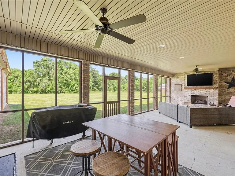 4072 Highway 471 — Photo 39