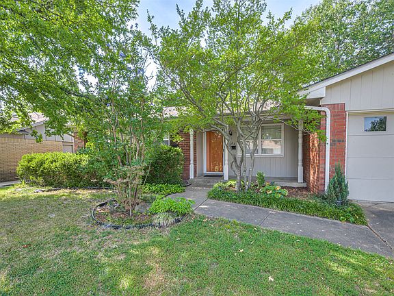 5th image of 8922 E 49th Pl