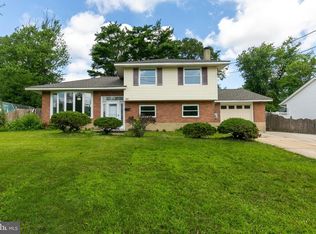 715 Trudy Ln, Glendora, NJ 08029
