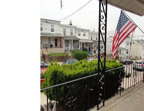 2nd image of 230 Jamestown Ave