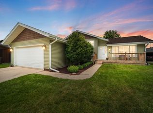 1570 15th Ct, Kenosha, WI 53140