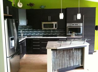 817 Warwick Ave, Thousand Oaks, CA 91360
