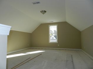 40 Langtree Ct, Four Oaks, NC 27524