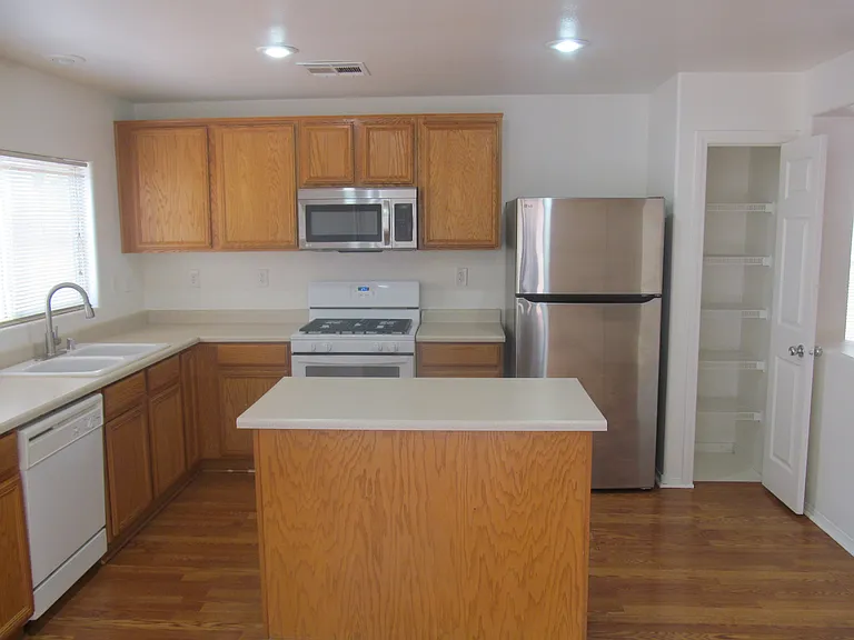 9368 Fort Bayard Ave — Photo 7