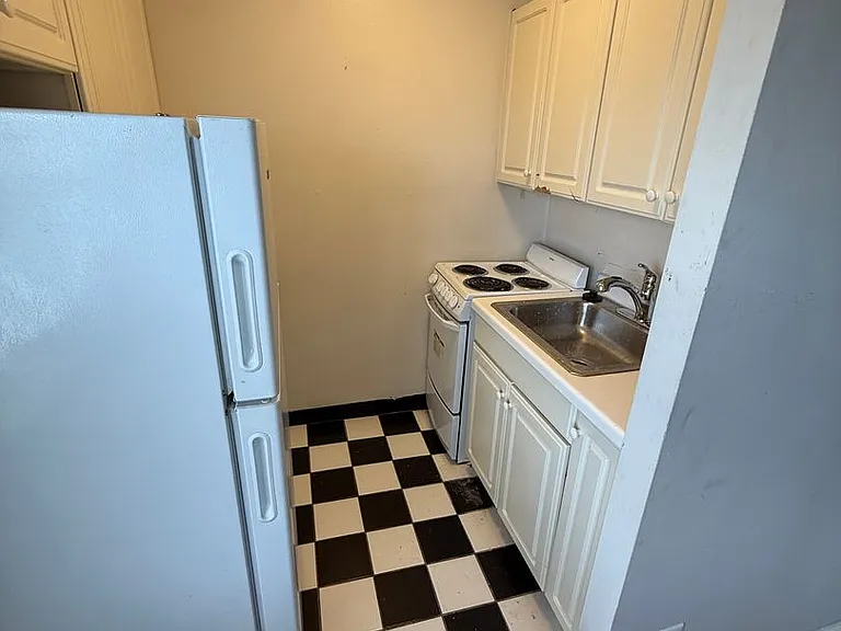 Sixteen53 Prospect Avenue — Photo 52