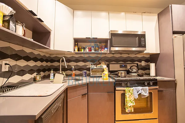 Rented by null | media 25