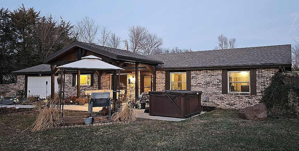 1st image of 6530 NE Indian Creek Rd