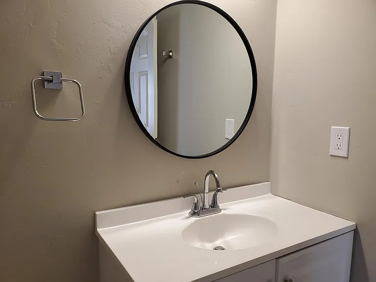 2800 N Robinson Ave #1 — Photo 7