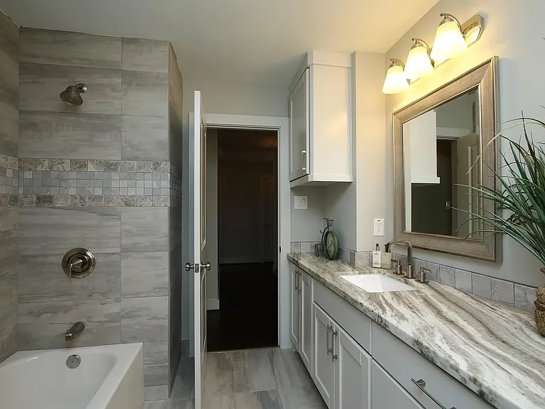 5250 Birdwood Rd — Photo 18