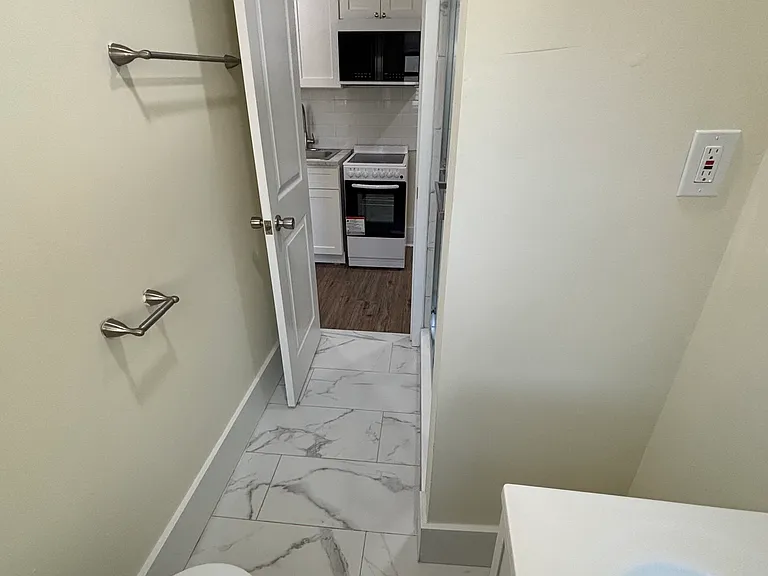 Juniper Place — Photo 50