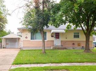 240 S Saint Charles St, Florissant, MO 63031