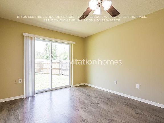 5th image of 204 N Alderwood St