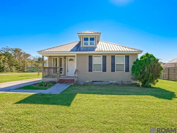 26350 Riverscape Dr, Springfield, LA 70462
