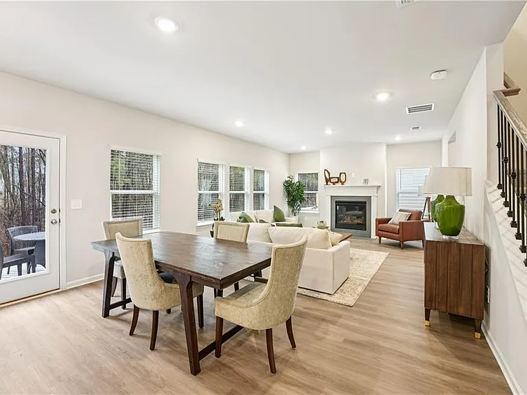 80 Proust Cir — Photo 12