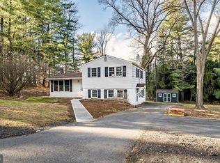1816 Valley Rd, Newtown Square, PA 19073