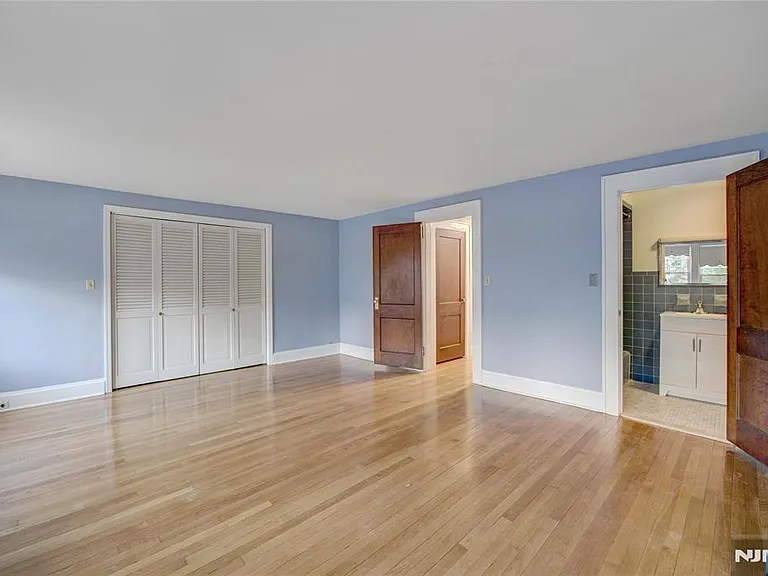 348 Orchard Ter #2 — Photo 8