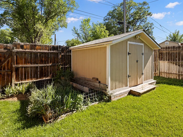 951 Euclid Ave #1 — Photo 4