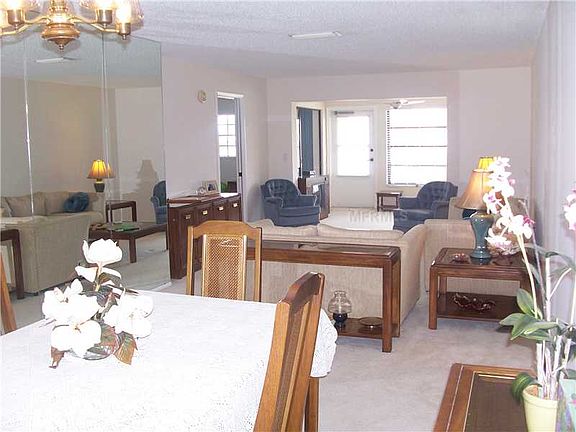 3rd image of 19029 Us Highway 19 N APT 33F