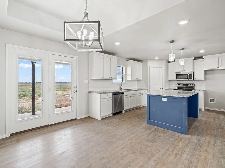 8807 N County Road 3200 — Photo 11