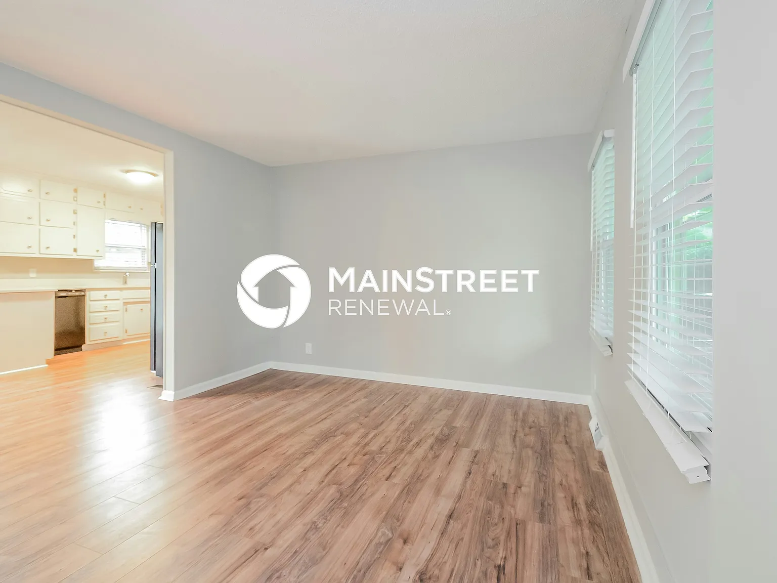 2429 Debbie Dr — Photo 4