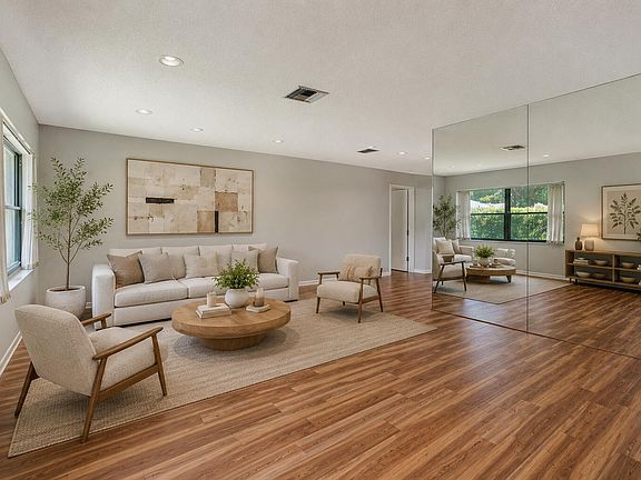 4th image of 738 NW 24TH Avenue