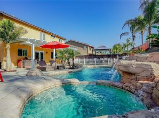 970 Quiet Harbor Ln, Corona, CA 92881