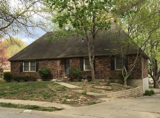 709 N Dakota Dr, Independence, MO 64056
