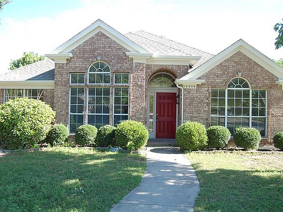 2nd image of 10809 Reisling Dr