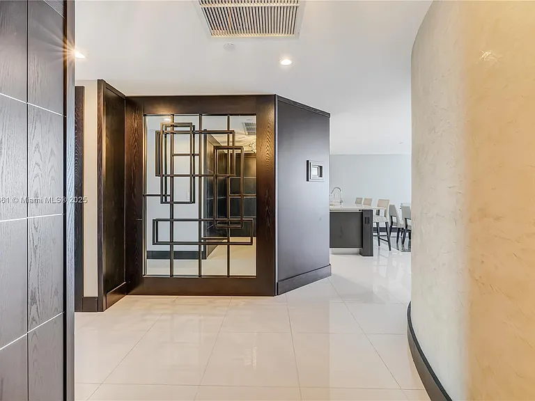 17001 Collins Ave #2508 — Photo 31