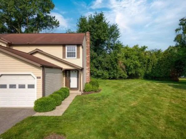1893 Ridge Meadow Ct, Twinsburg, OH 44087