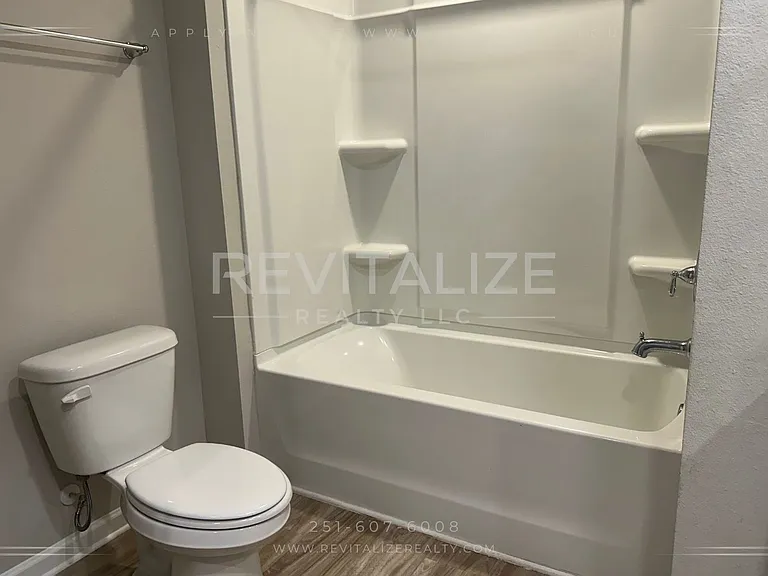 1138 Burlington Pass Dr — Photo 18