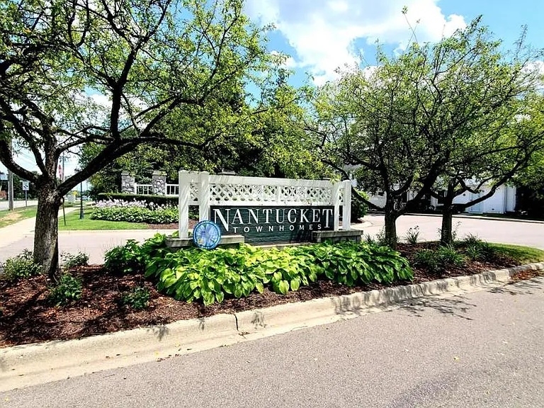 30346 Nantucket Dr #86 — Photo 1