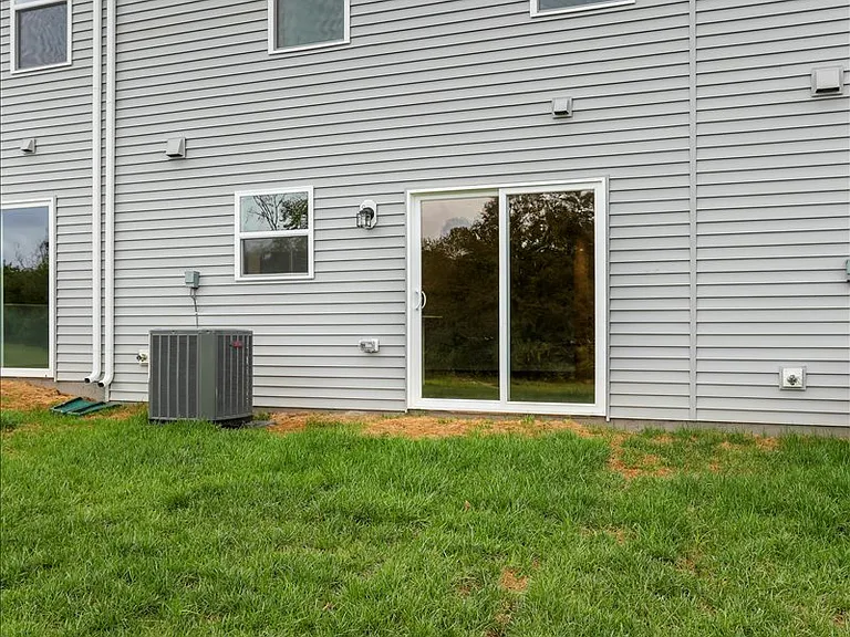 215 Olympus Rd — Photo 33
