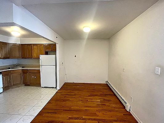 2nd image of 52-08 Roosevelt Ave APT 4F