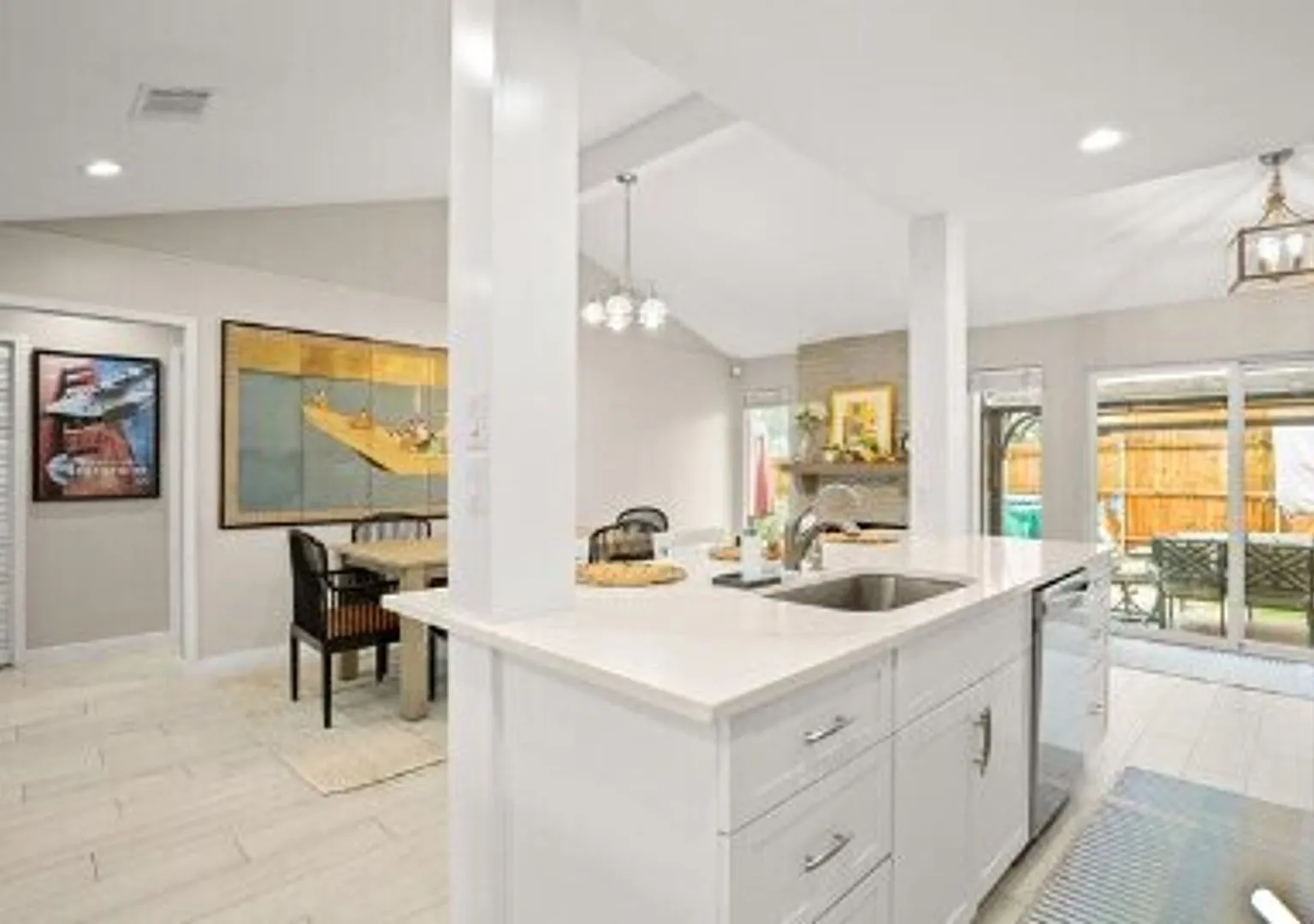 11915 Wander Ln, Austin, Texas 78750 — Photo 4