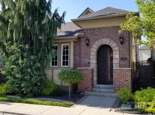 336 Connemara Ln, Eagle, ID 83616