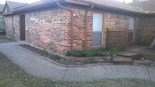 1st image of 2901 Woodmont Trl