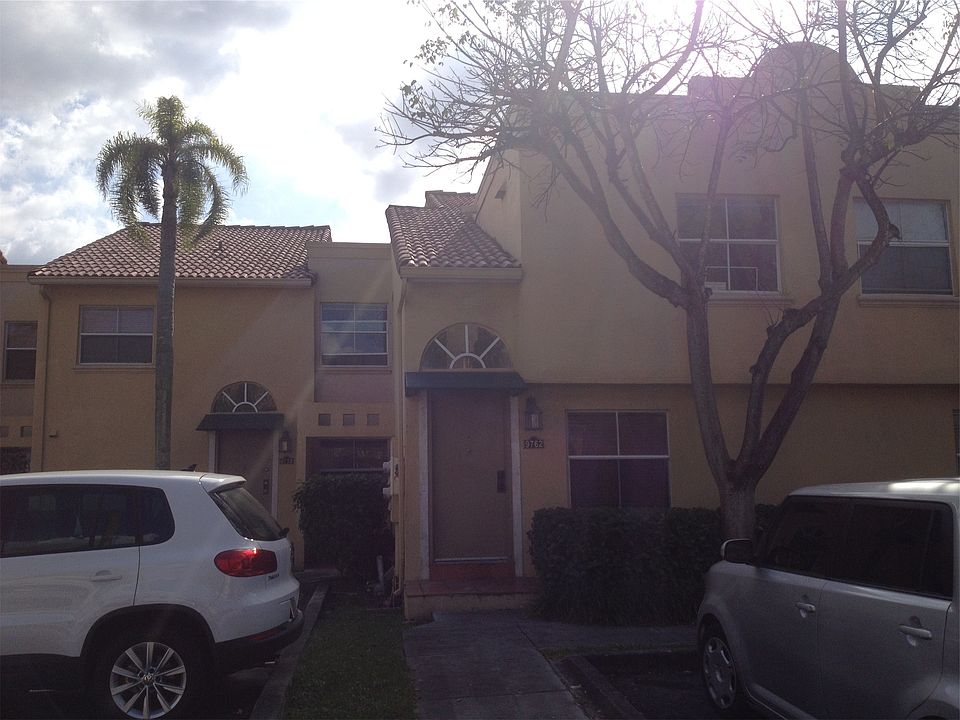 1st image of 9762 NW 48th Ter