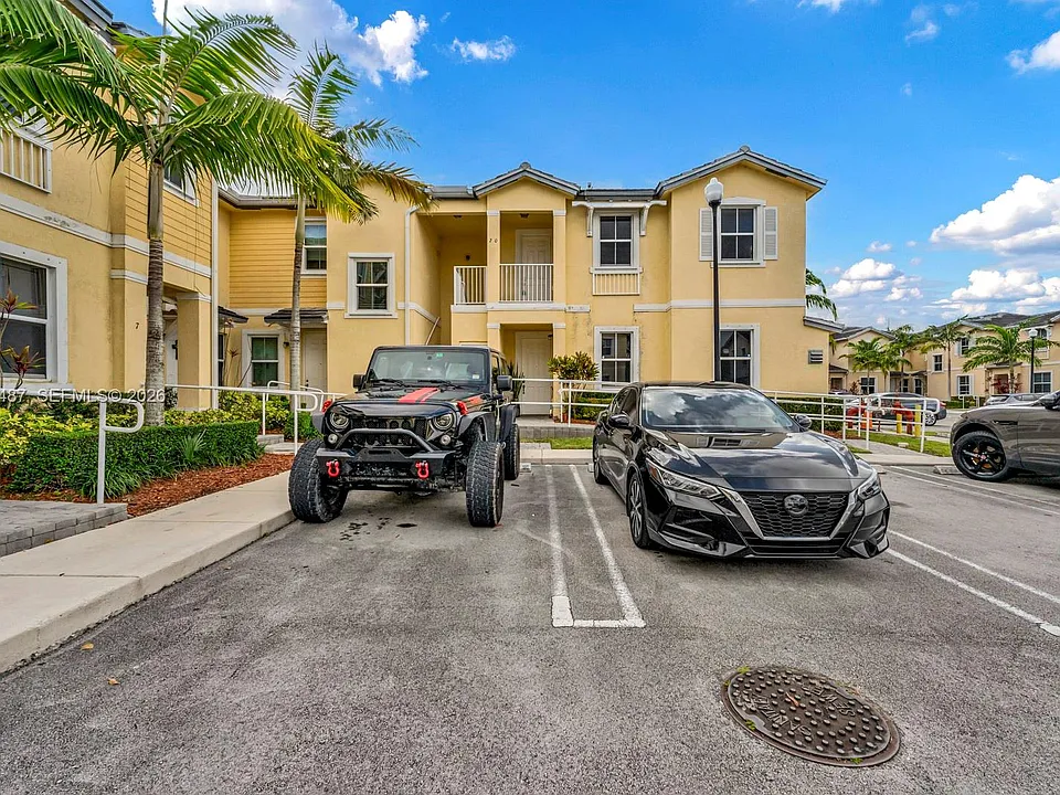 134 SE 28th Ter #20