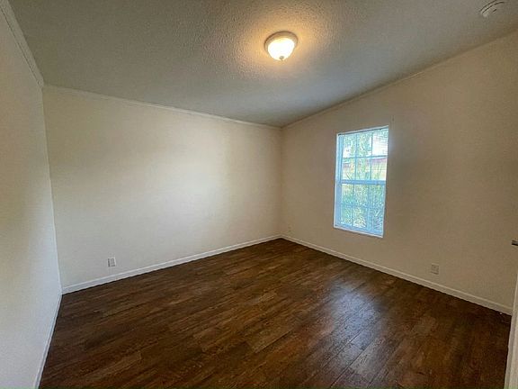 3rd image of 465 Buffalo Way #465