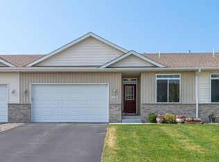 4138 Blakewood Dr, Shakopee, MN 55379