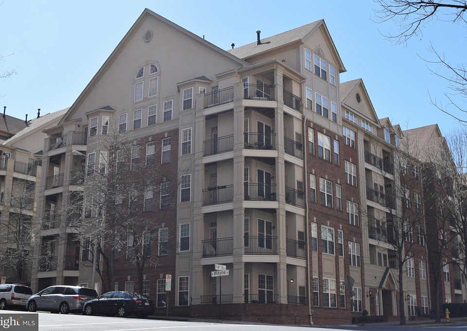 1st image of 2310 14th St N APT 007